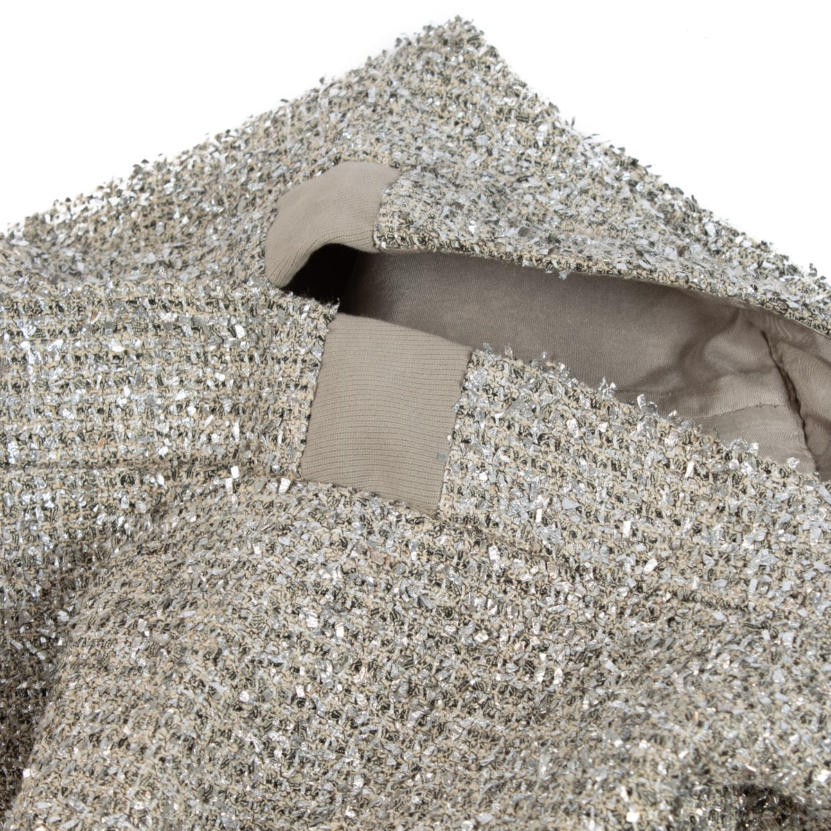 Authentic second hand Chanel silver set on Labellov.com