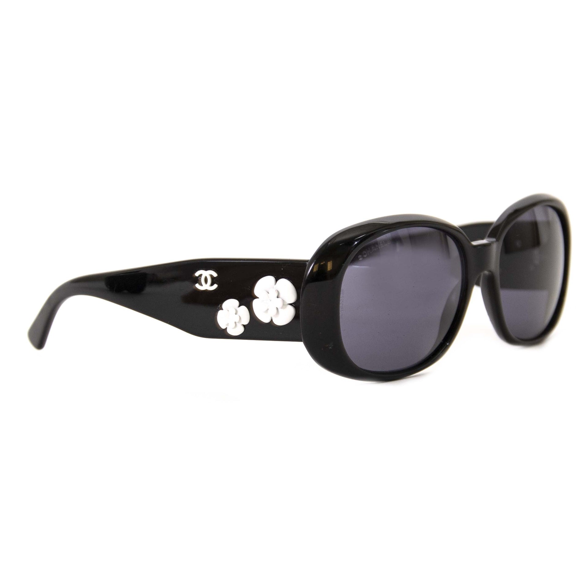 chanel black frame camellia flower sunglasses now for sale at labellov vintage fashion webshop belgium