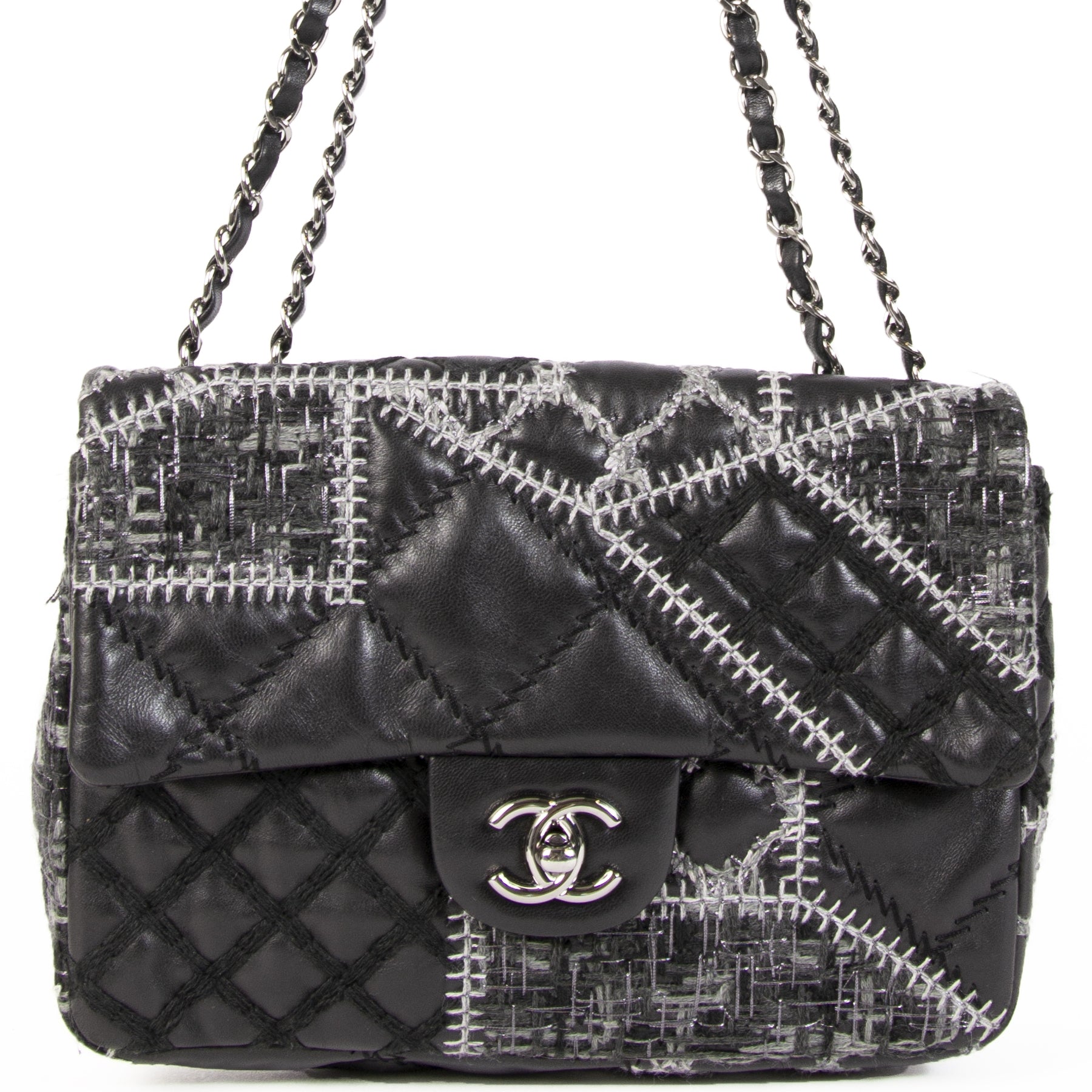 Chanel Small Black Quilted Tweed/Leather Patchwork Stitch Flap Bag te koop online