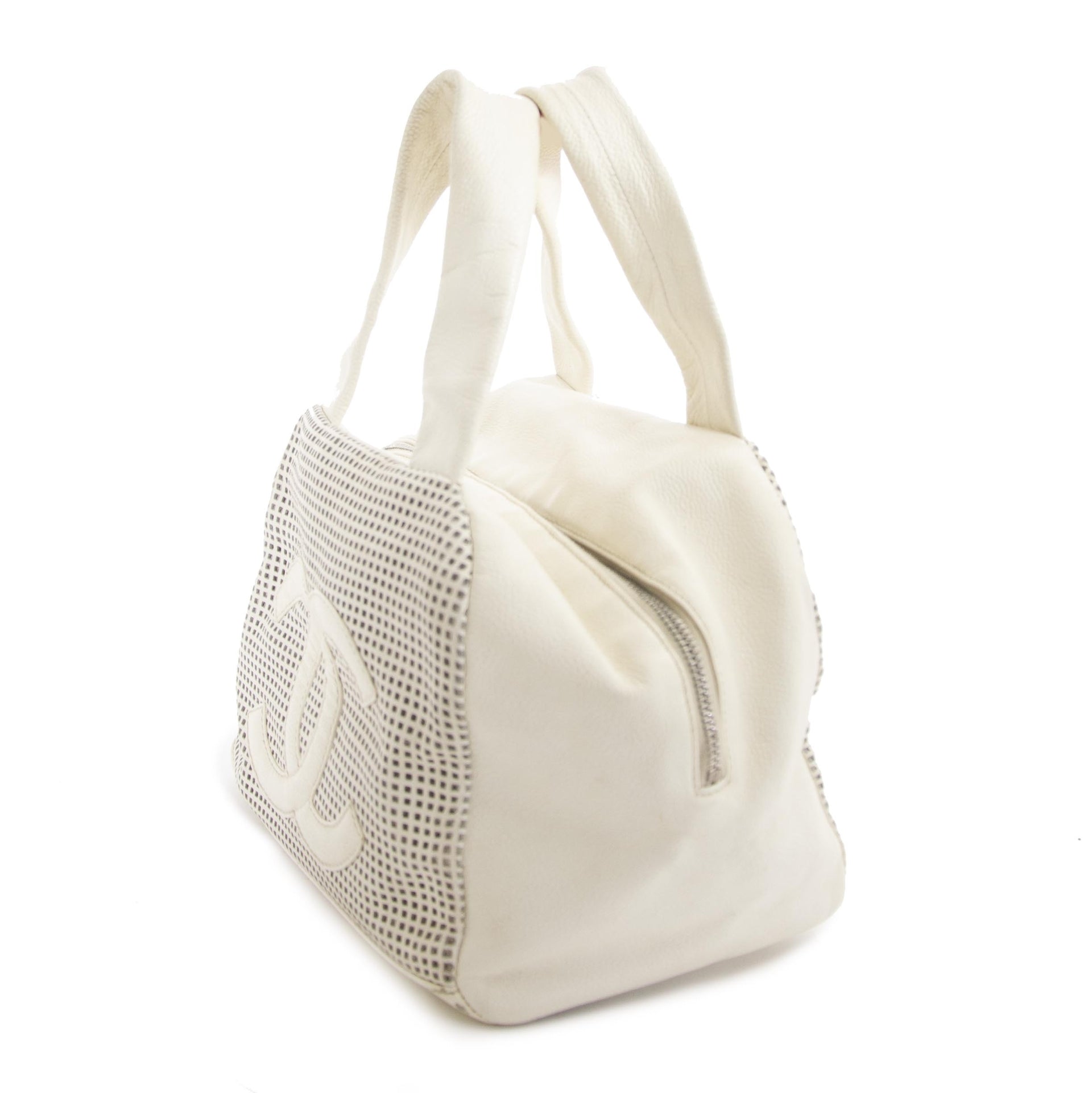 chanel geperforeerd cc bowler tas nu te koop bij labellov vintage mode webshop belgië