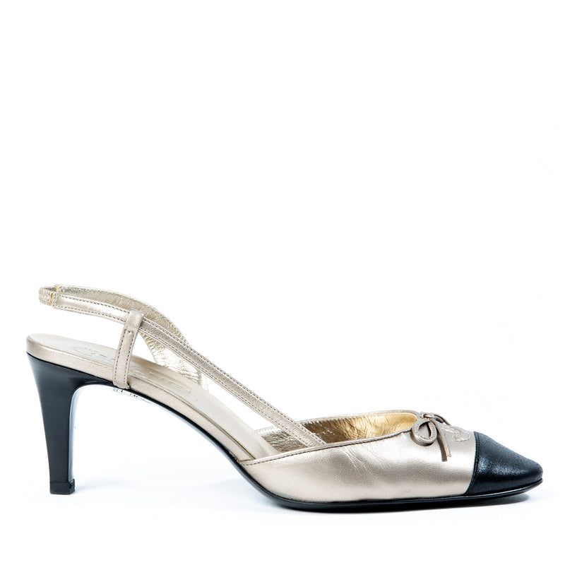 Chanel Zwarte Cap Toe Kitten Heels - Maat 39