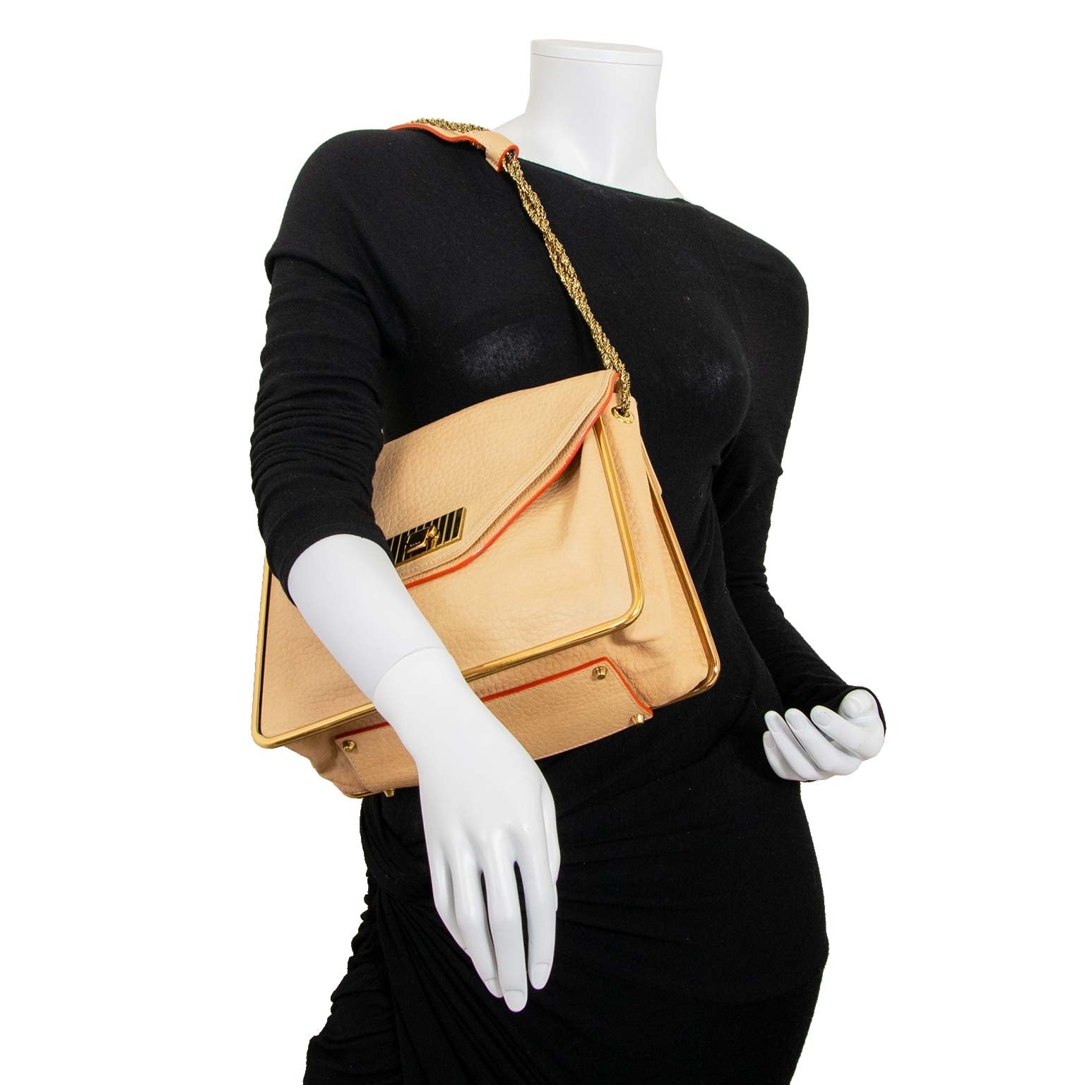 Chloé Beige Sally Bag now for sale at labellov vintage fashion webshop belgium