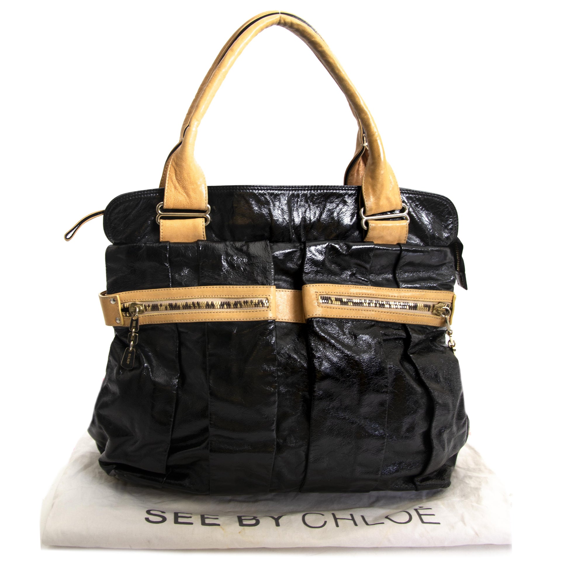 Buy secondhand See By Chloé handbags at Labellov. Safe online shopping at a fair price.
