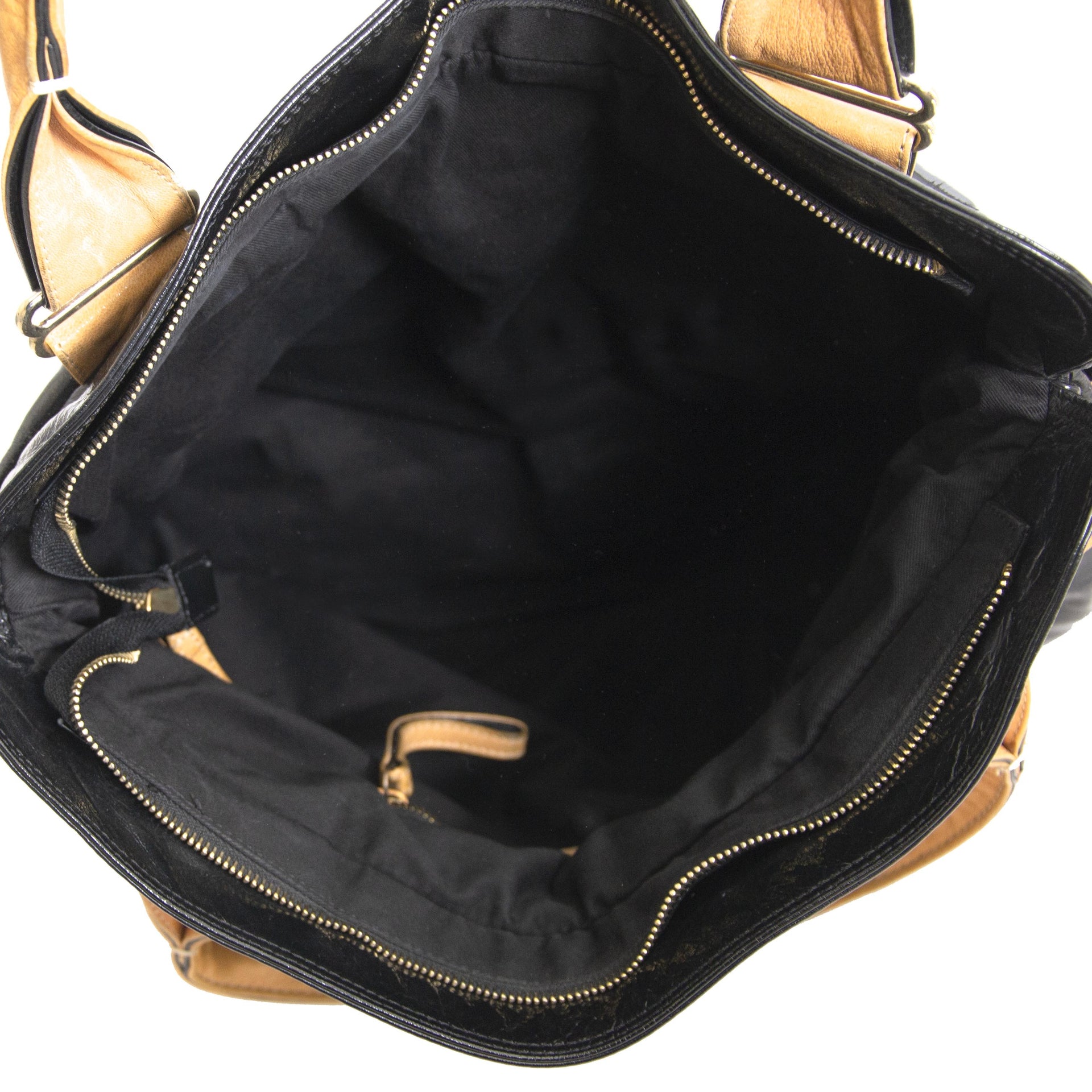Koop tweedehands See By Chloé zwarte tote bags bij Labellov in Antwerpen. Veilig online winkelen