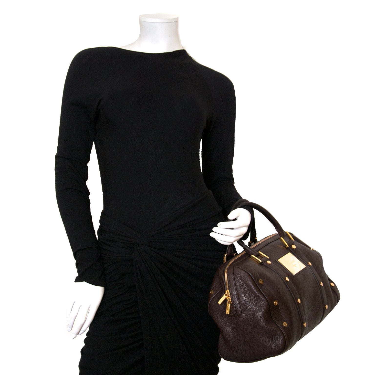 Koop en verkoop uw authentieke Chopard Brown Boston 'L' Leather Bag aan de beste prijs