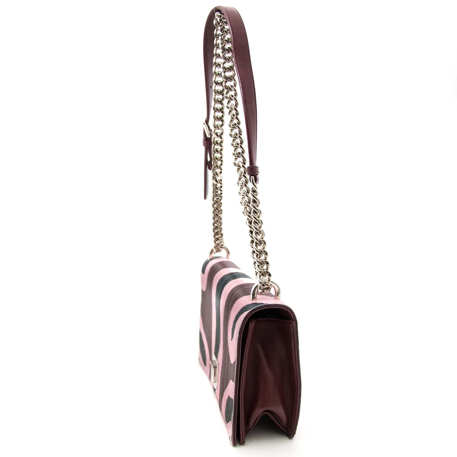 Achetez votre sac Christian Dior pour le meilleur prix chez Labellov