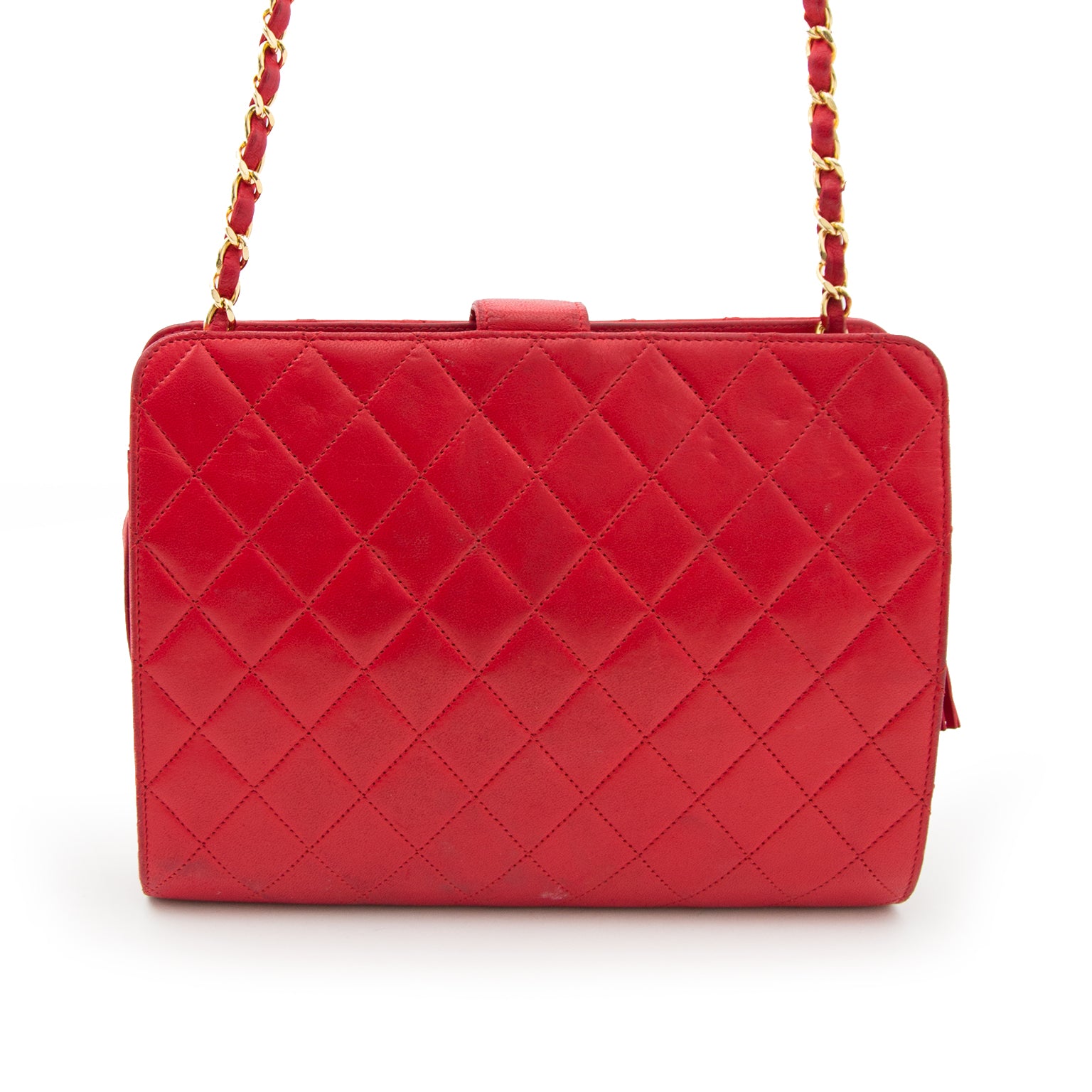 Acheter en ligne chez Labellov.com Chanel Red Quilted Shoulder Bag