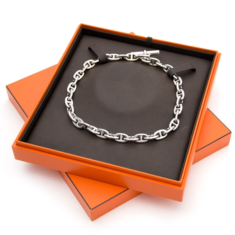 koop veilg online aan de beste prijs Hermès Silver Chaine d'Ancre Necklace