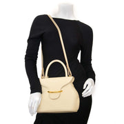 tweedehands Delvaux Creme Baltimore shoulderbag te koop bij labellov