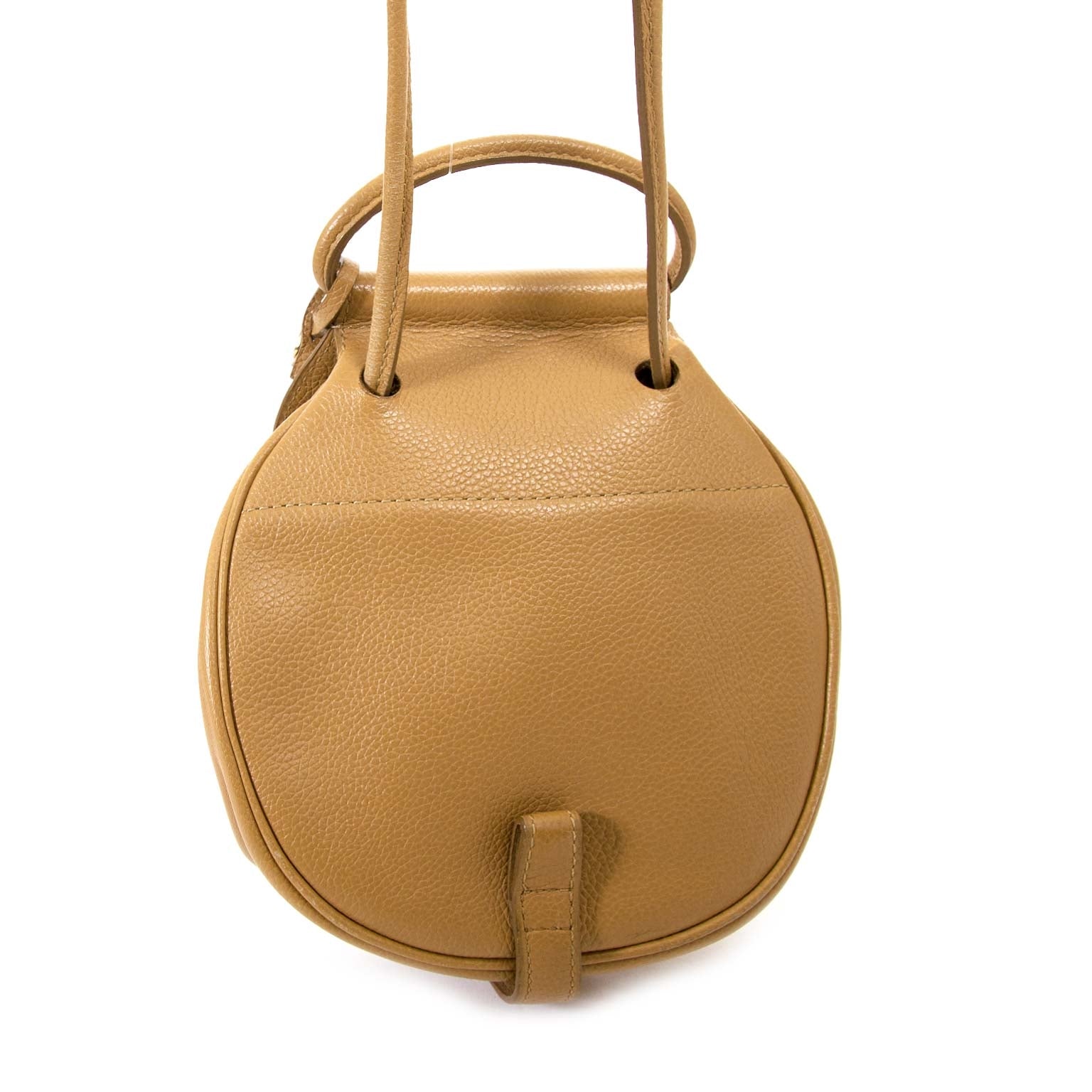 achetez Delvaux Beige Cerceau Backpack chez labellov pour le meilleur prix