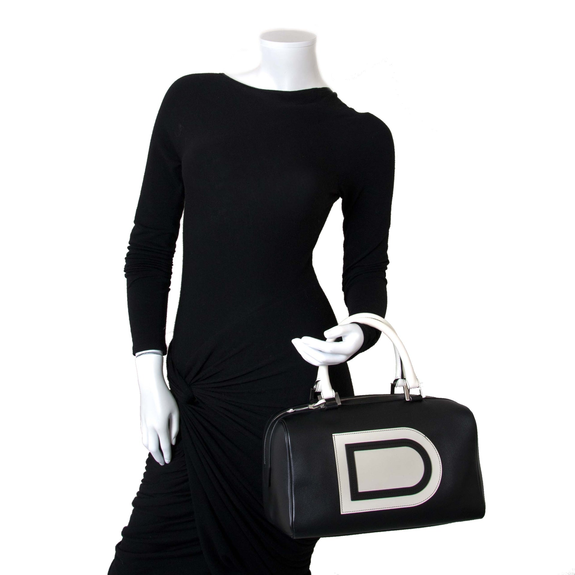 Bent u op zoek naar een 100% authentieke Delvaux Louise Boston Allure Black & White?