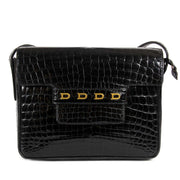 Bent u op zoek naar een authentieke Delvaux Black Croco D Cross Body Bag? Vindt hem nu bij labellov.com