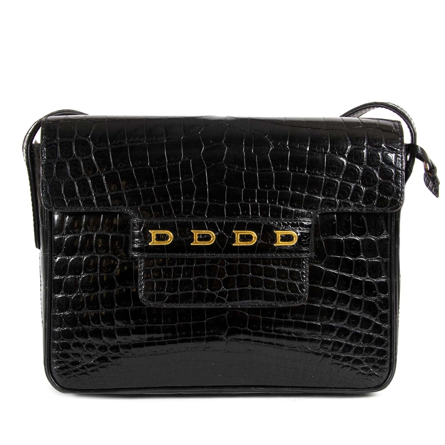 Bent u op zoek naar een authentieke Delvaux Black Croco D Cross Body Bag? Vindt hem nu bij labellov.com
