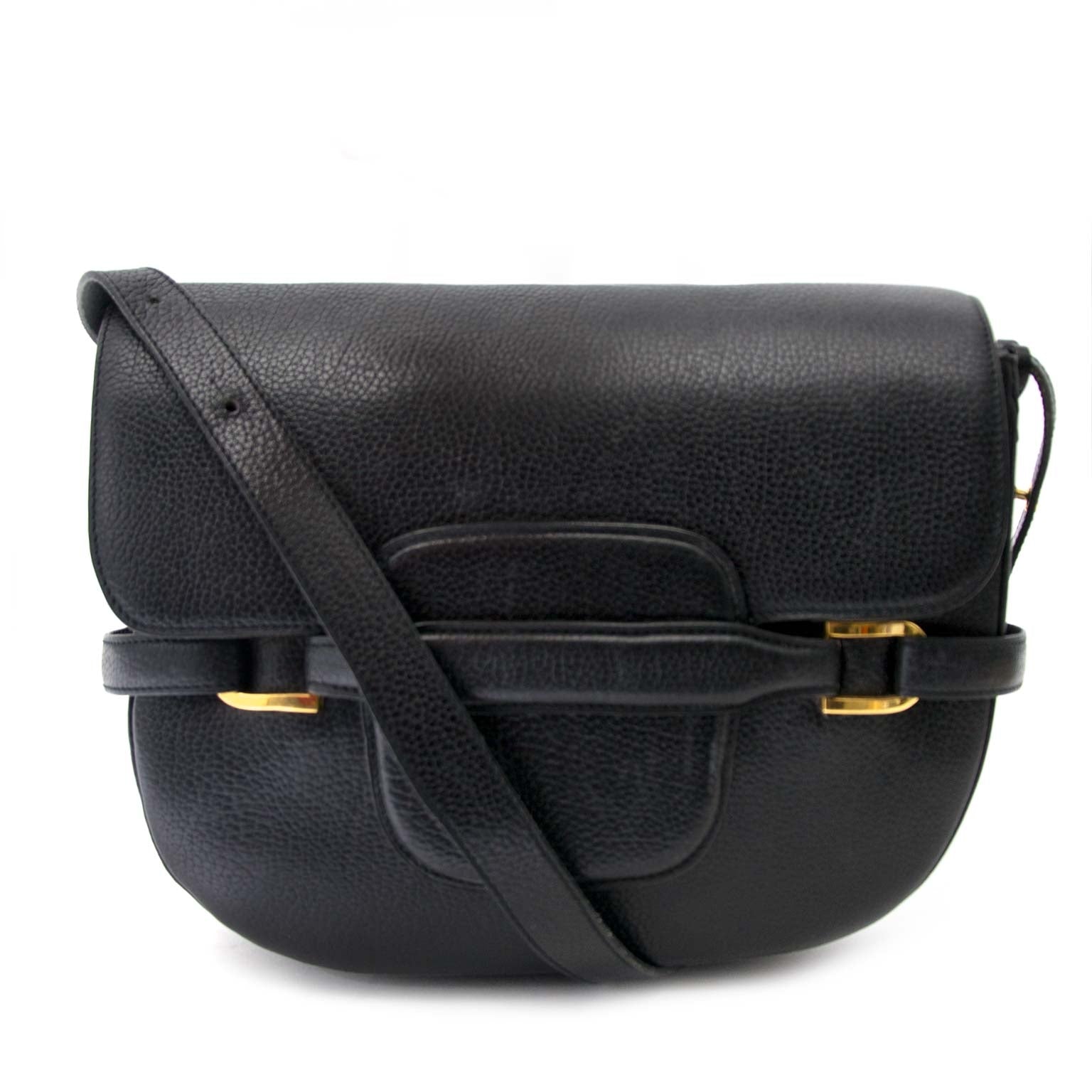 Delvaux Black Grained Leather Shoulder Bag Buy authentic designer Delvaux secondhand bags at Labellov at the best price. Safe and secure shopping. Koop tweedehands authentieke Delvaux tassen bij designer webwinkel labellov.