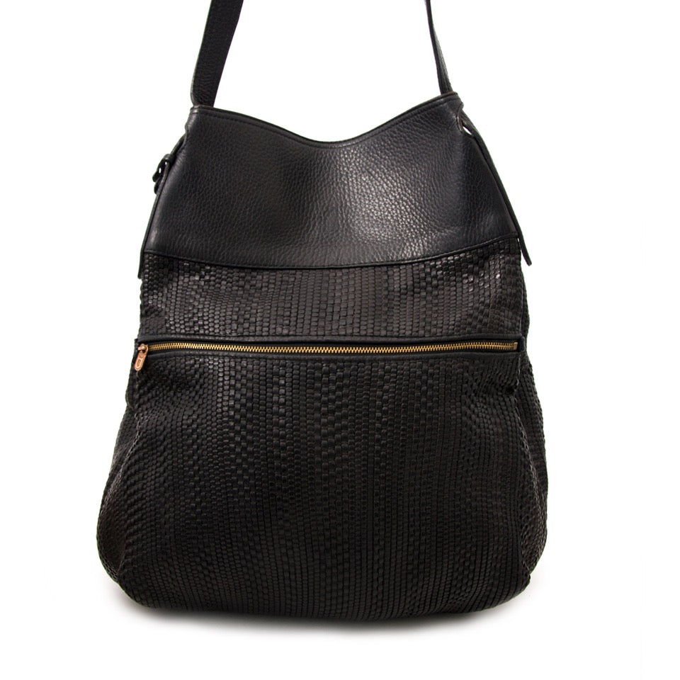 Prachtige Delvaux Black 'Toile de Cuir' Shoulder Bag for sale, Belgian designer brand with a classic look.
