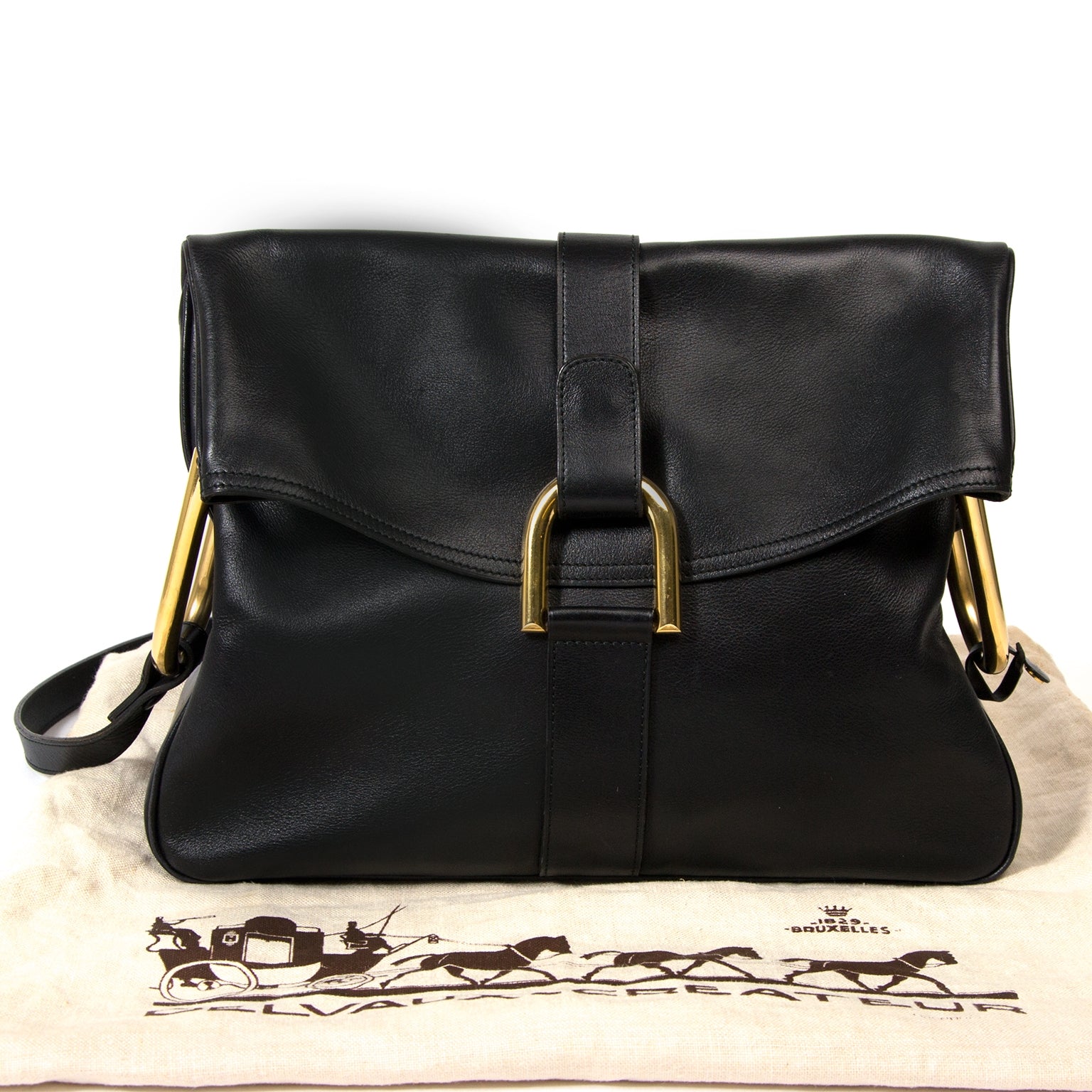 Delvaux Black Givry Shoulder Bag koop veilig online aan de beste prijs Delvaux Black Givry Shoulder Bag