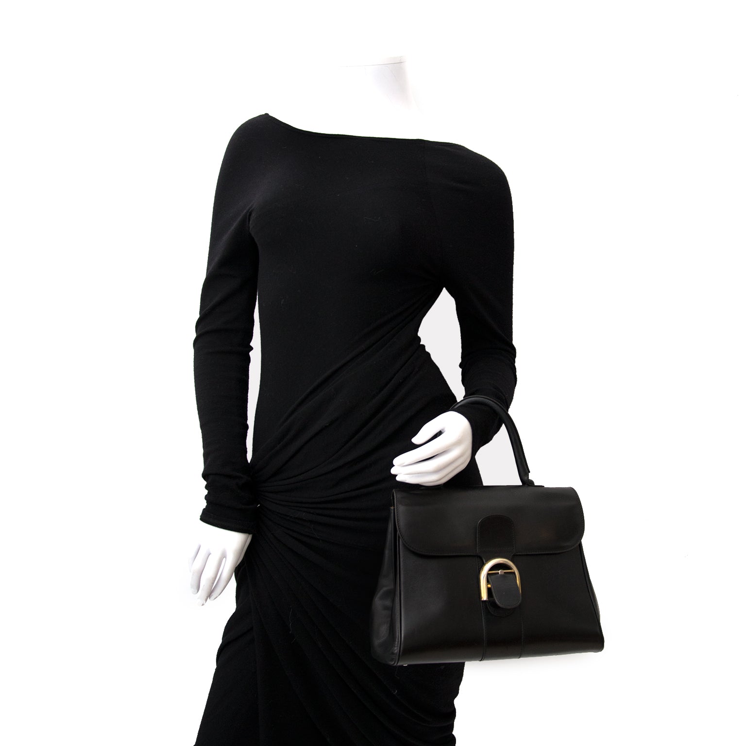 Delvaux Brillant Black MM kopen en verkopen aan de beste prijs van 2017 bij Labellov secondhand luxury