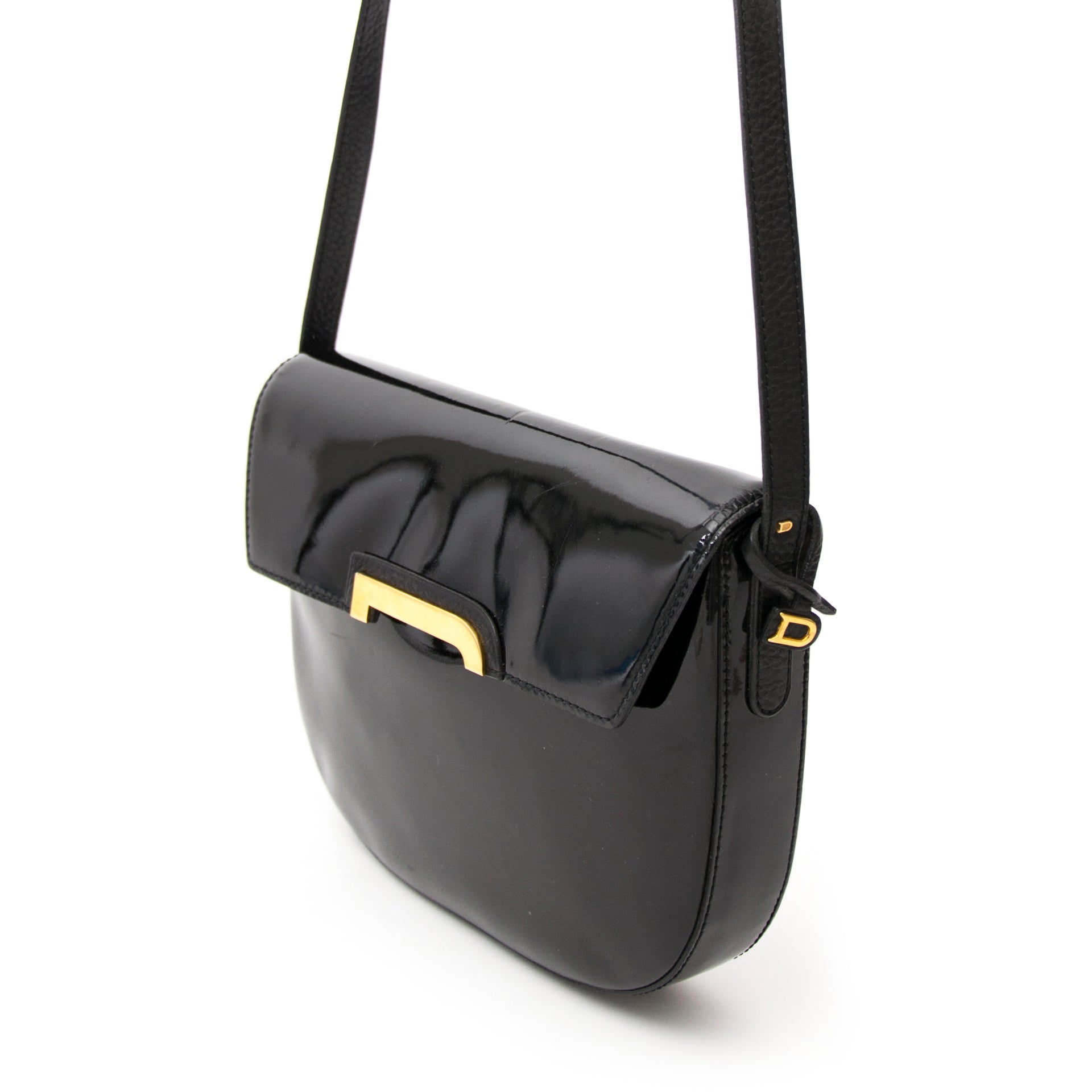 Buy the Delvaux Black Crossbody Bag Patent Leather now in showroom Antwerp of Belgium, worldwide shipping and safe - secure shopping.