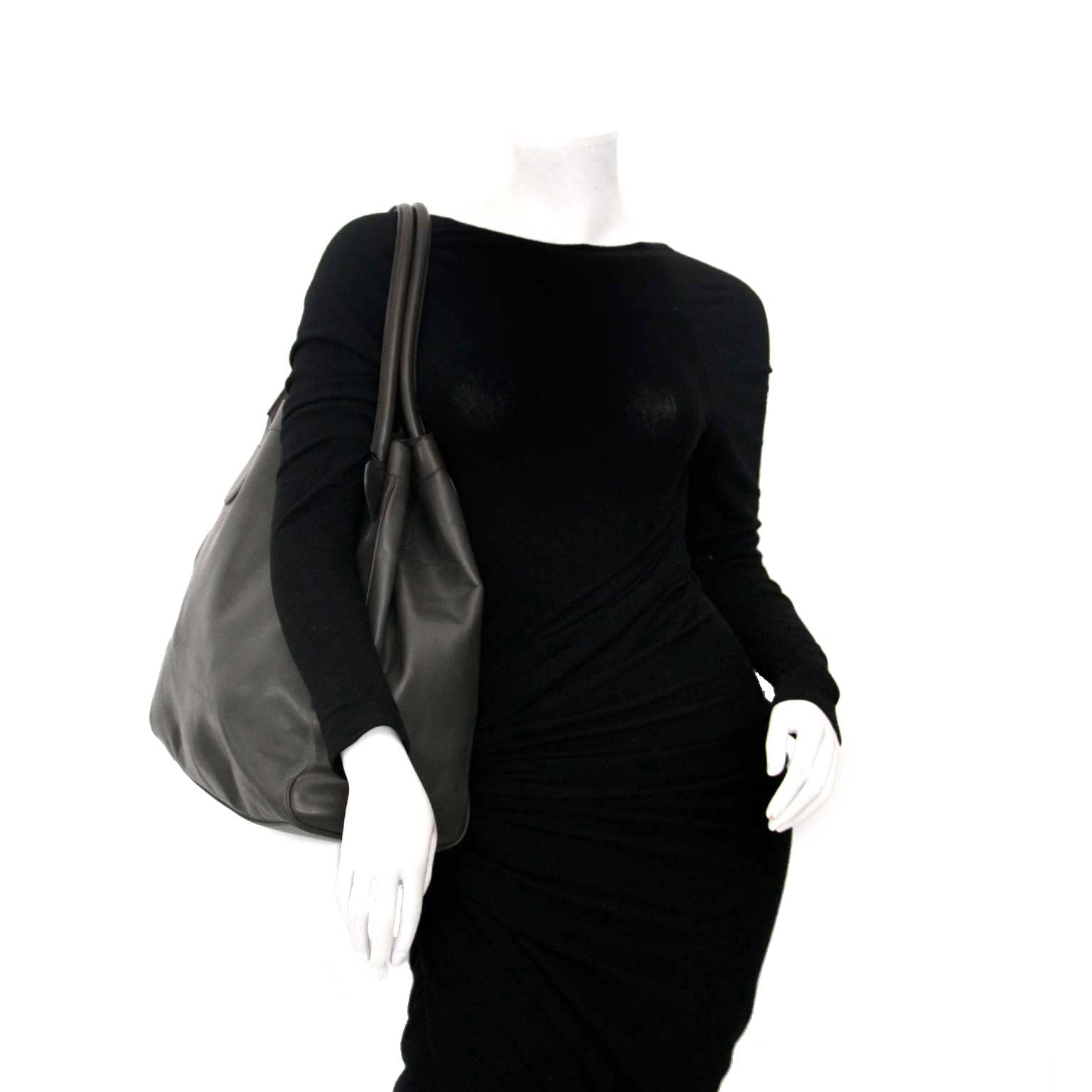 shop safe and secure online at labellov.com Delvaux Grey Leather Cabas