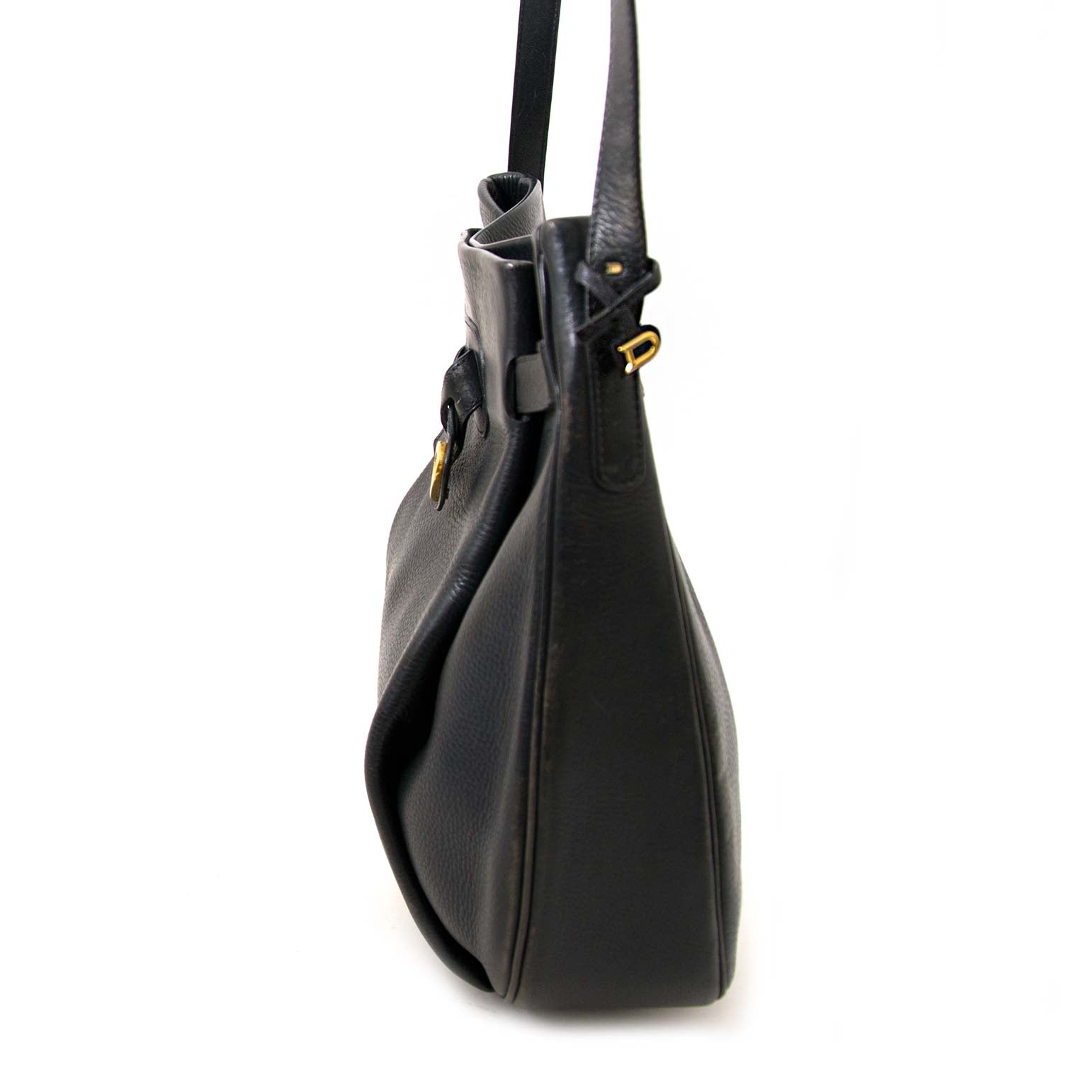 safe online shopping at labellov vintage fashion webshop belgium with delvaux bags