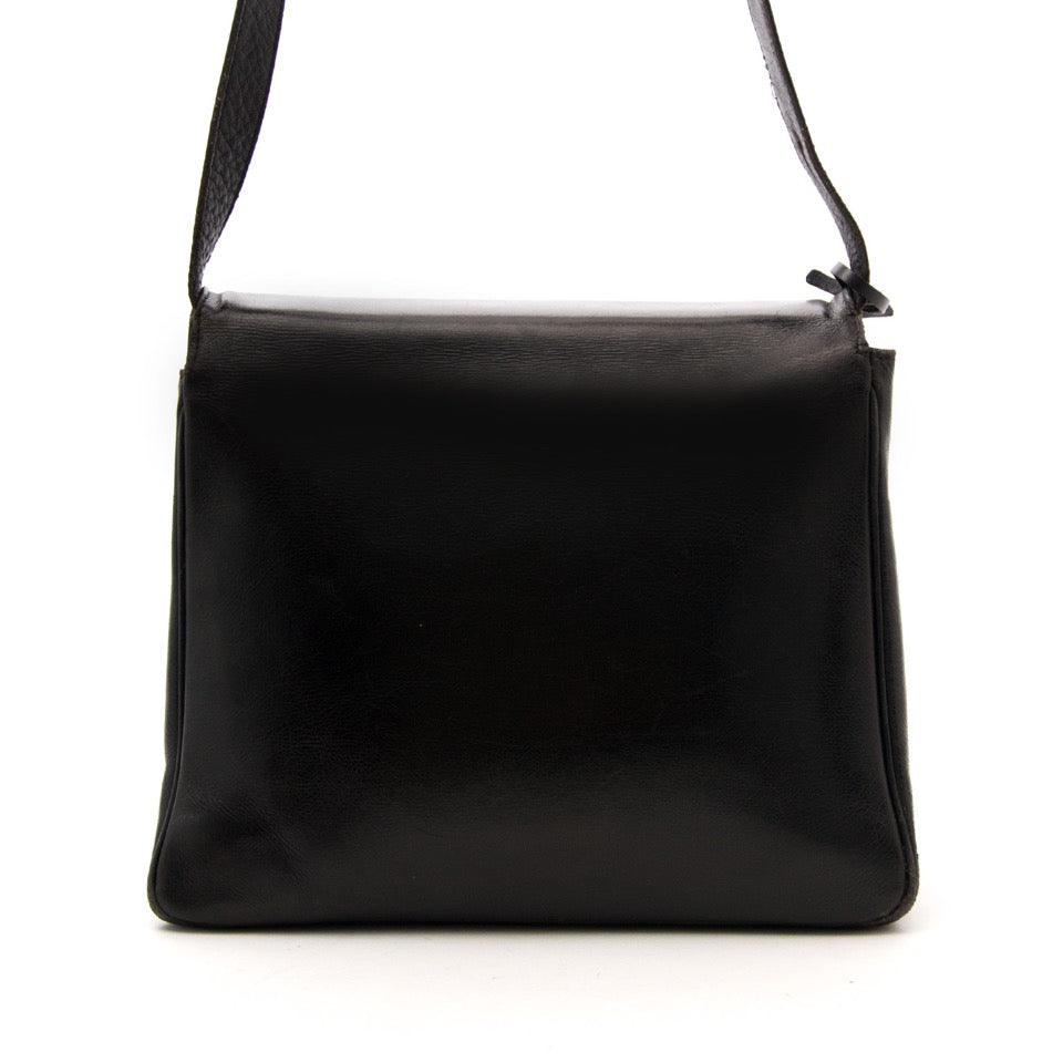 Vintage Delvaux Brillant shoulder bag. Authentic secondhand Delvaux bags at the right price at LabelLOV vintage webshop. Safe and secure online shopping. Authentieke tweedehands Delvaux tassen met juiste prijs bij LabelLOV.
