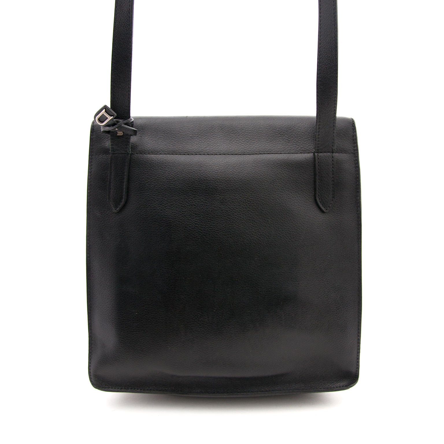 Bent u opzoek naar een Zwarte Delvaux Schuin hangende tas? Winkel bij Labellov.com