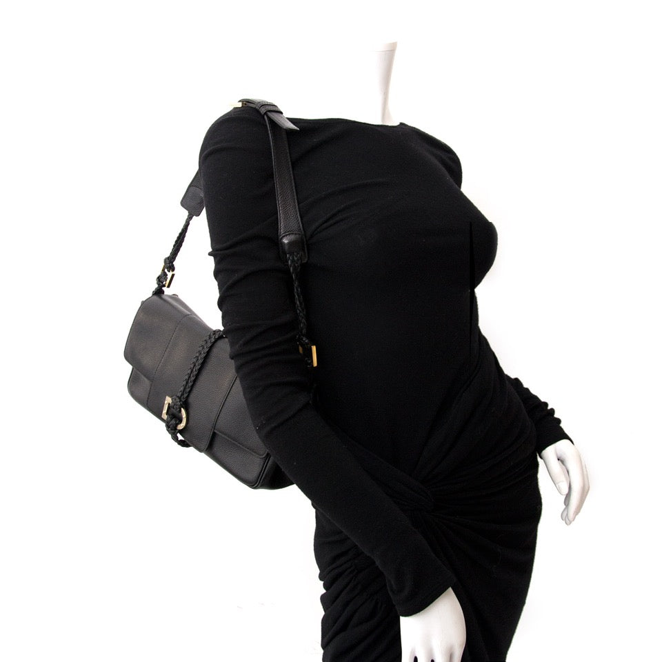De grootste selectie authentieke vintage designer handtassen bij Labellov