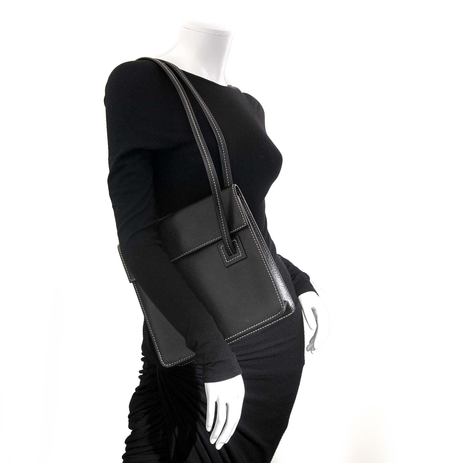 delvaux black santal shoulder bag now for sale at labellov vintage fashion webshop belgium