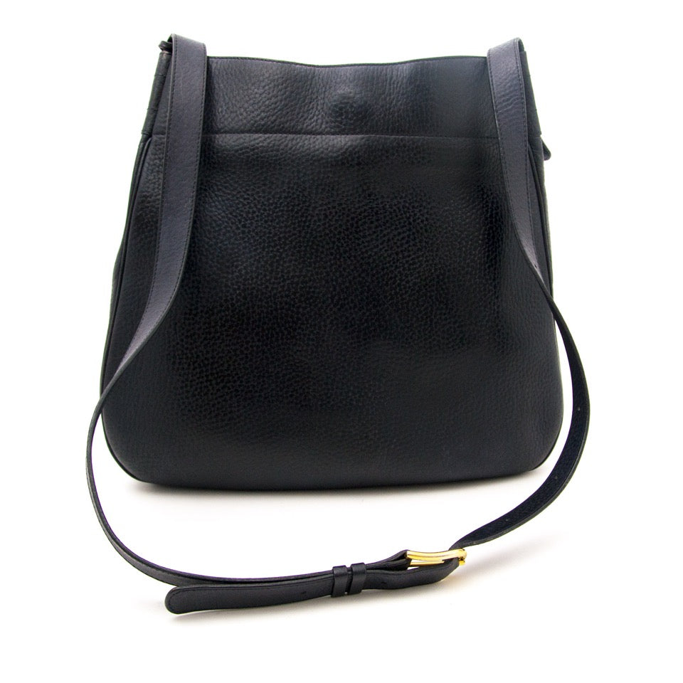 Buy vintage Delvaux crossbody bags for the best price at Labellov webshop. Safe and secure online shopping with 100% authenticity. Acheter vintage Delvaux crossbody bags pour le meilleur prix.