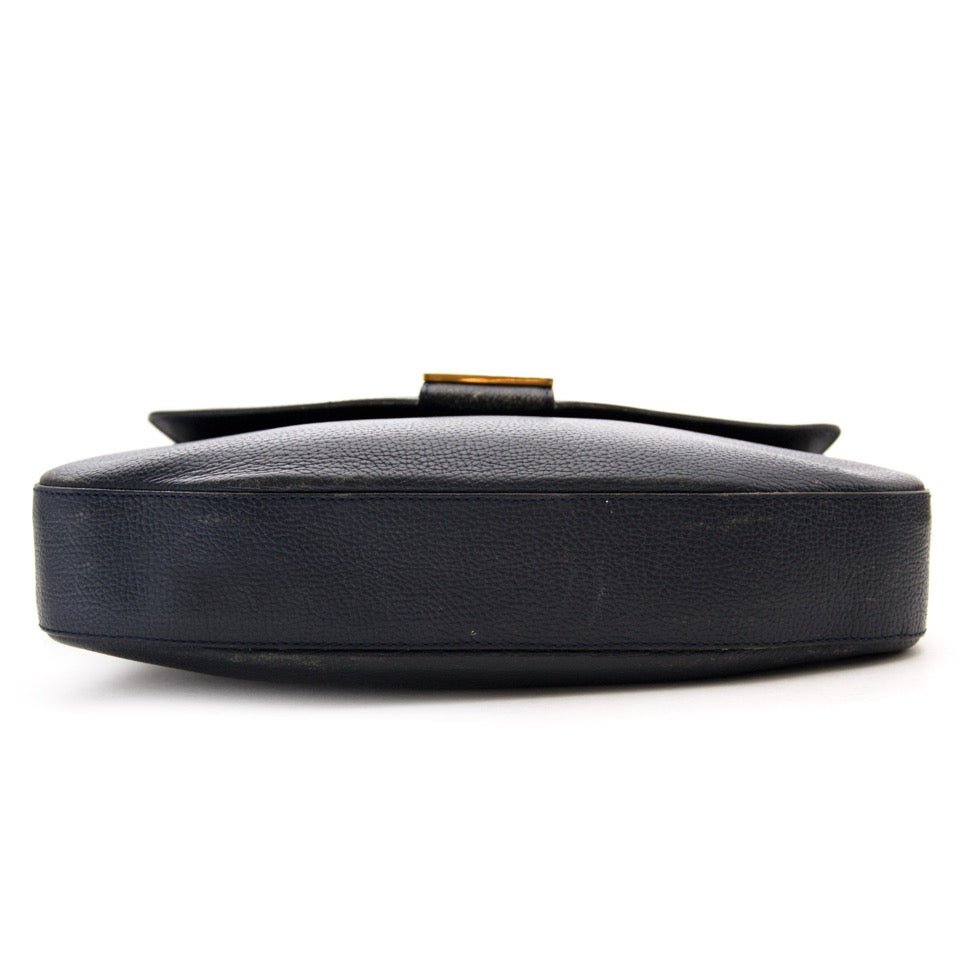 Buy Delvaux in Antwerp at Labellov secondhand luxury