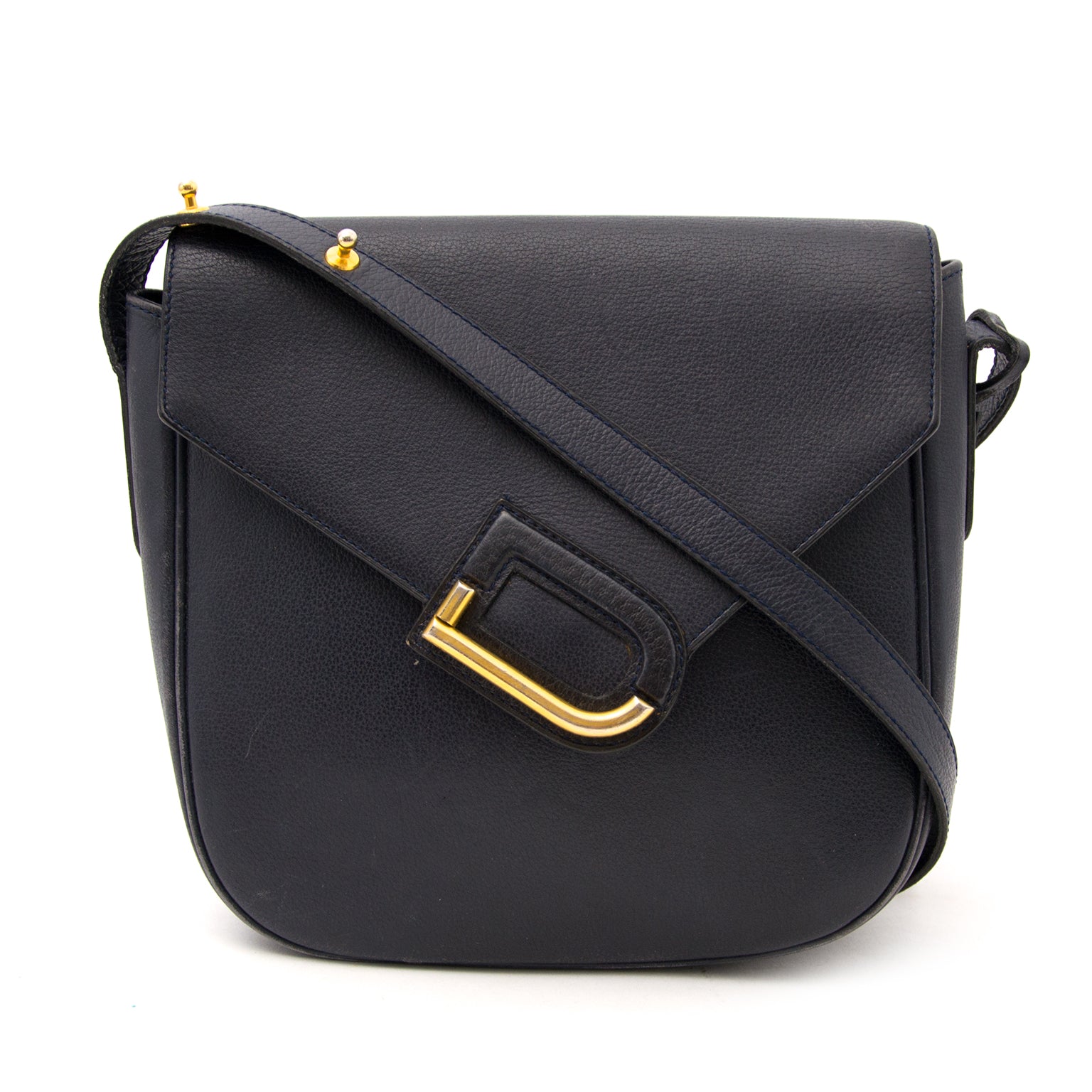Buy and sell your preloved designer bags for the best rates online at Labellov luxury