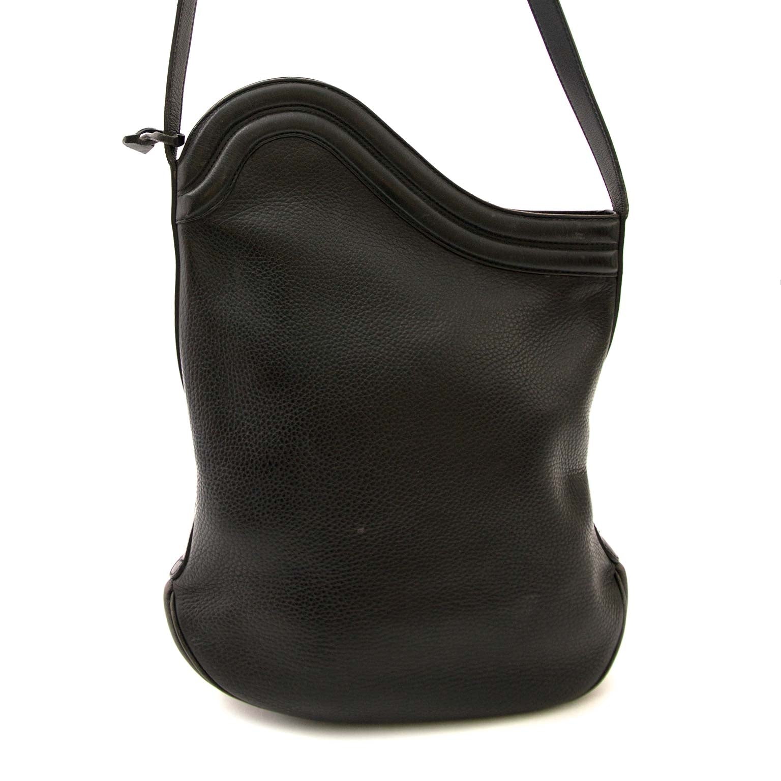 delvaux black shoulder bag now for sale at labellov vintage fashion webshop belgium