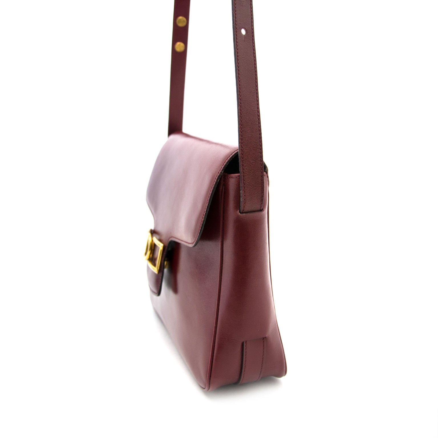 We buy and sell your secondhand designer handbag for the best price