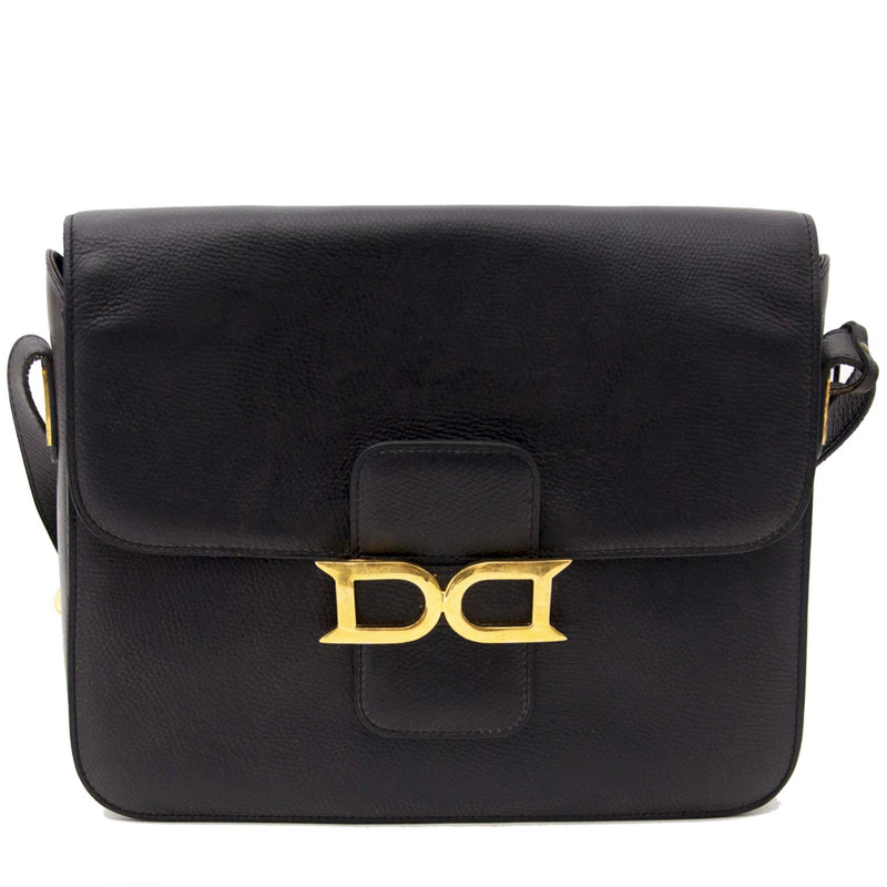 Delvaux Black Bourgogne Caviar Leather Shoulder Bag Buy authentic designer Delvaux secondhand bags at Labellov at the best price. Safe and secure shopping. Koop tweedehands authentieke Delvaux tassen bij designer webwinkel labellov.