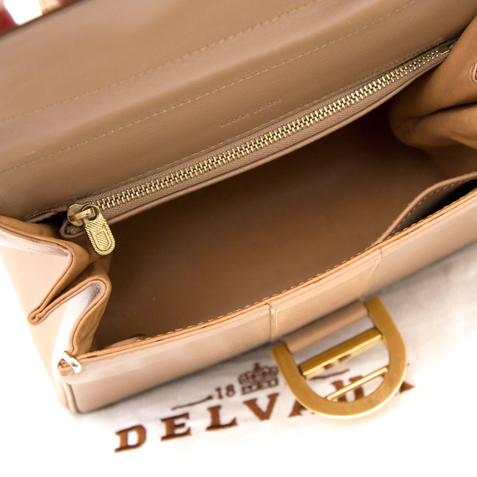koop online aan de beste Delvaux Sand Brillant PM + strap Delvaux Sand Brillant PM + strap