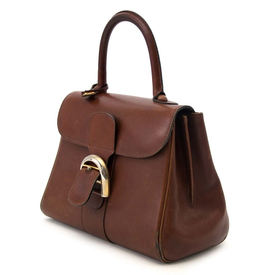 buy your authentic delvaux bag at the right price at Labellov in Antwerp