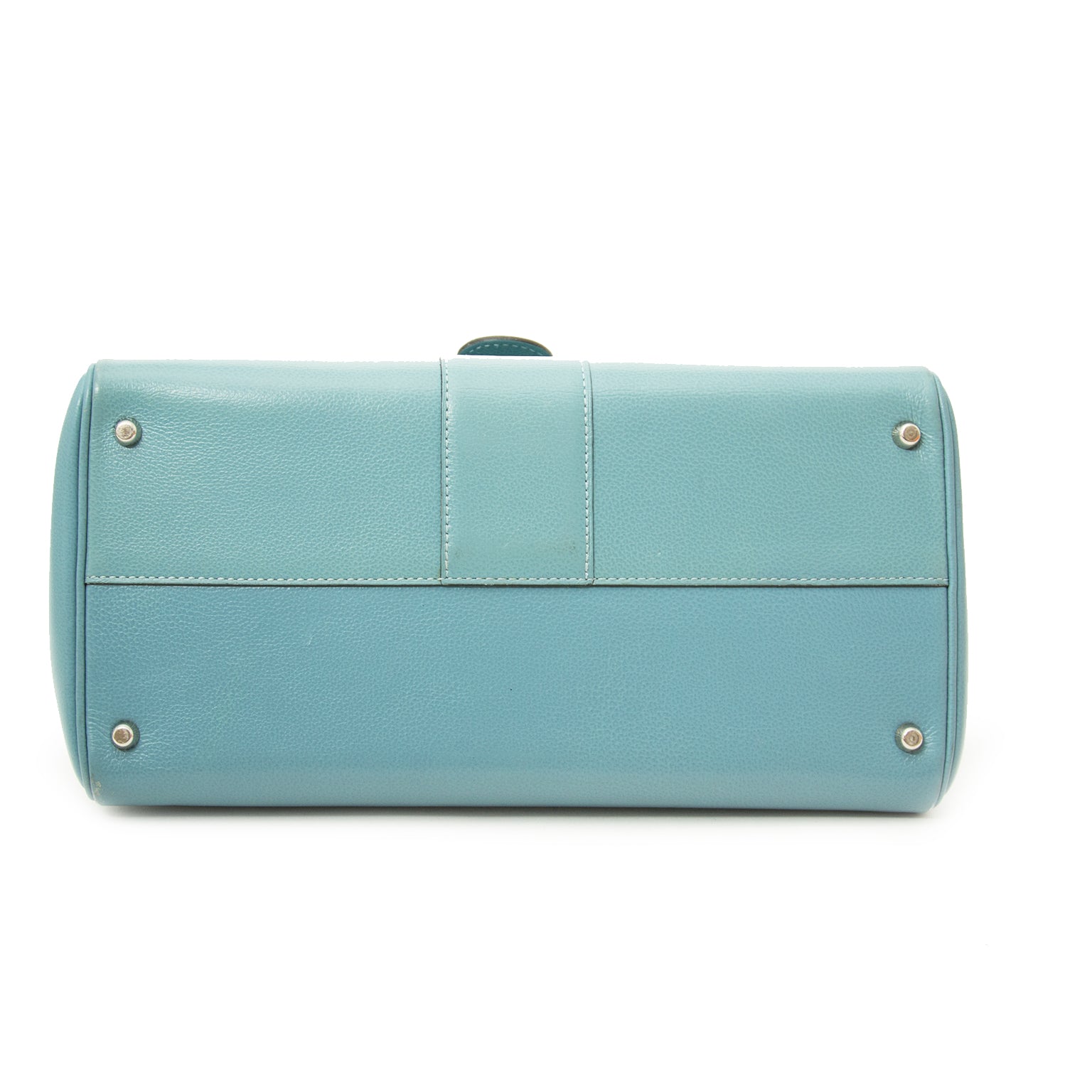 De mooiste designer merken aan de beste prijzen bij Labellov secondhand luxe.