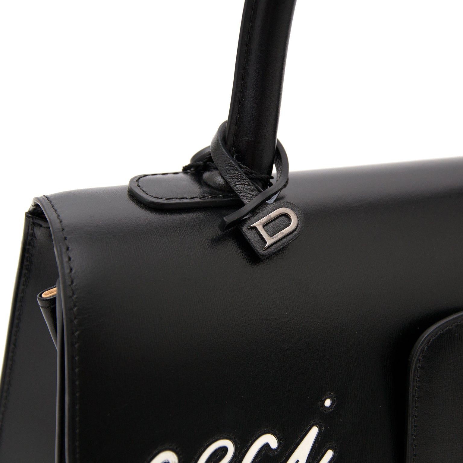 Delvaux Brillant L'humour ceci n'est pas un delvaux
