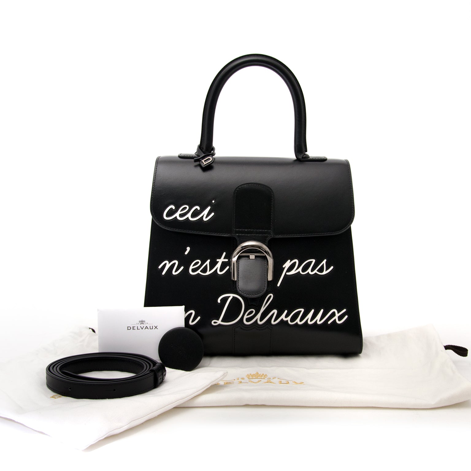 Acheter en ligne chez labellov.com pour le meilleur prix Delvaux L'Humour Ceci n'est pas un delvaux