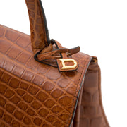 Op zoek naar een As New Delvaux Brillant Croco matte Miel PM? Koop veilig en gemakkelijk aan de beste prijs.
