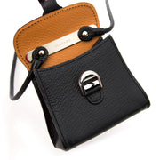Authentieke Delvaux micro zwarte lederen tas tegen de juiste prijs te koop bij Labellov.com