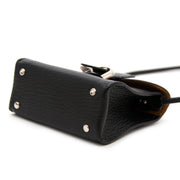 Buy and sell your preloved designer bags for the best rates online at Labellov luxury