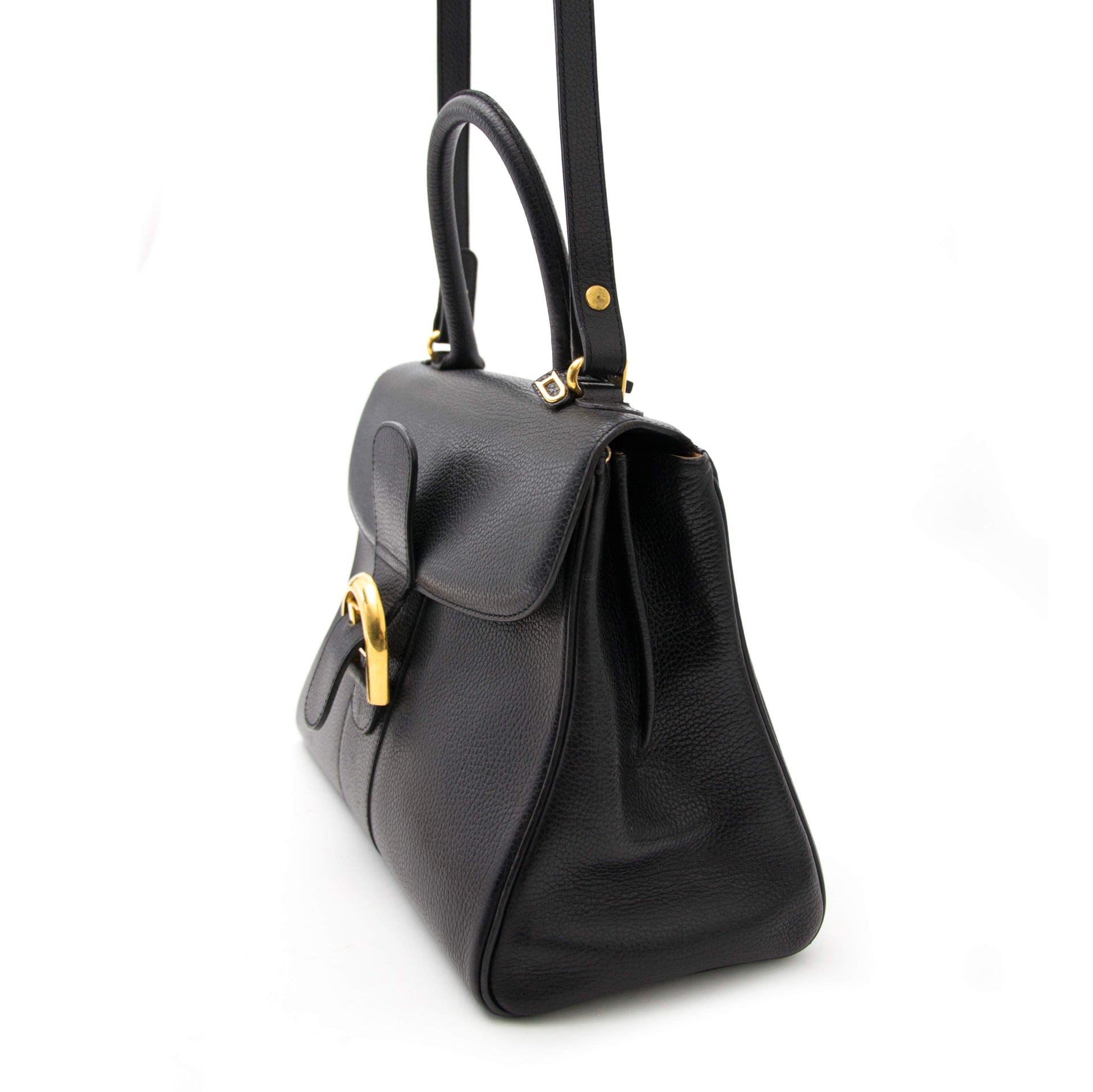 Achetez maintenant le Delvaux Black Brillant MM en ligne www.labellov.com, seconde main aux prix raisonnables.