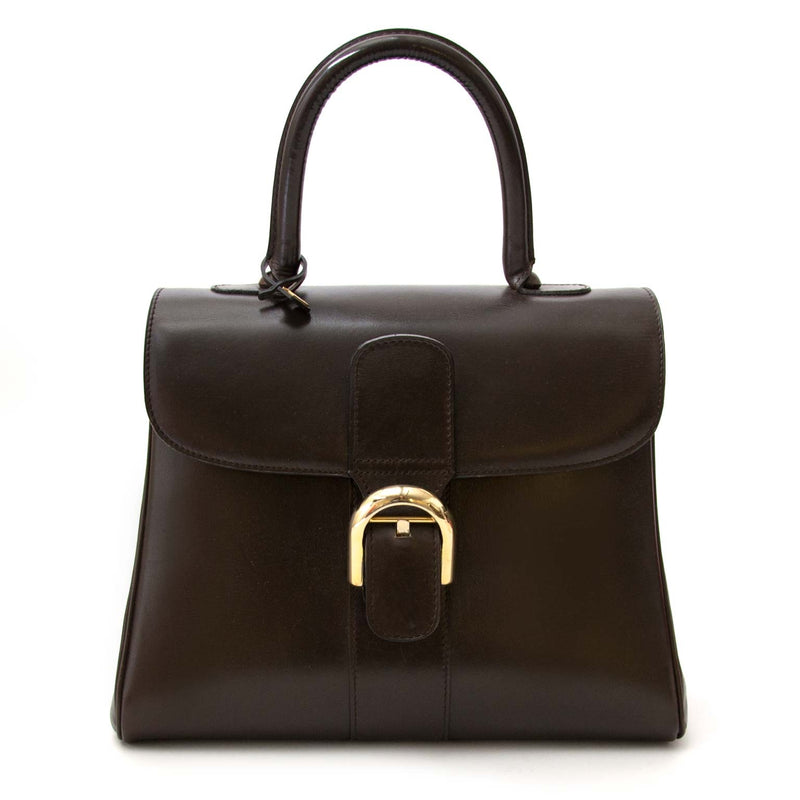 Authentic Delvaux MM bag for a good price at the Labellov webshop.