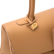op zoek naar een delvaux brillant mm muscade tas? Koop hem tegen de beste prijs bij labellov.com
