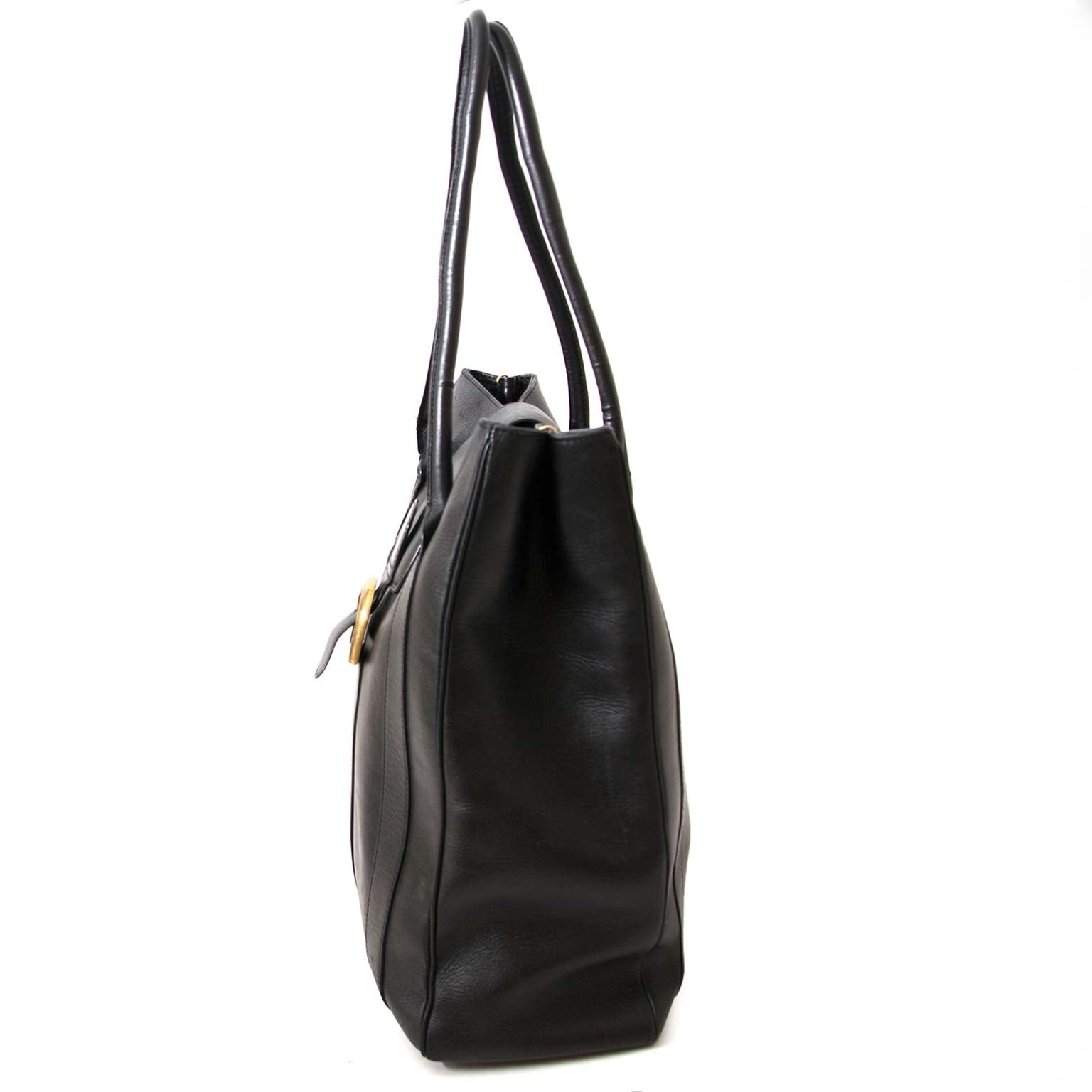 Interested in an authentic Delvaux? Buy and sell.