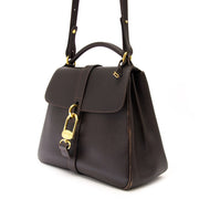 Vintage Delvaux shoulder bags for the best price at Labellov webshop. Safe and secure online shopping with 100% authenticity. Vintage Delvaux sac à epaule pour le meilleur prix.