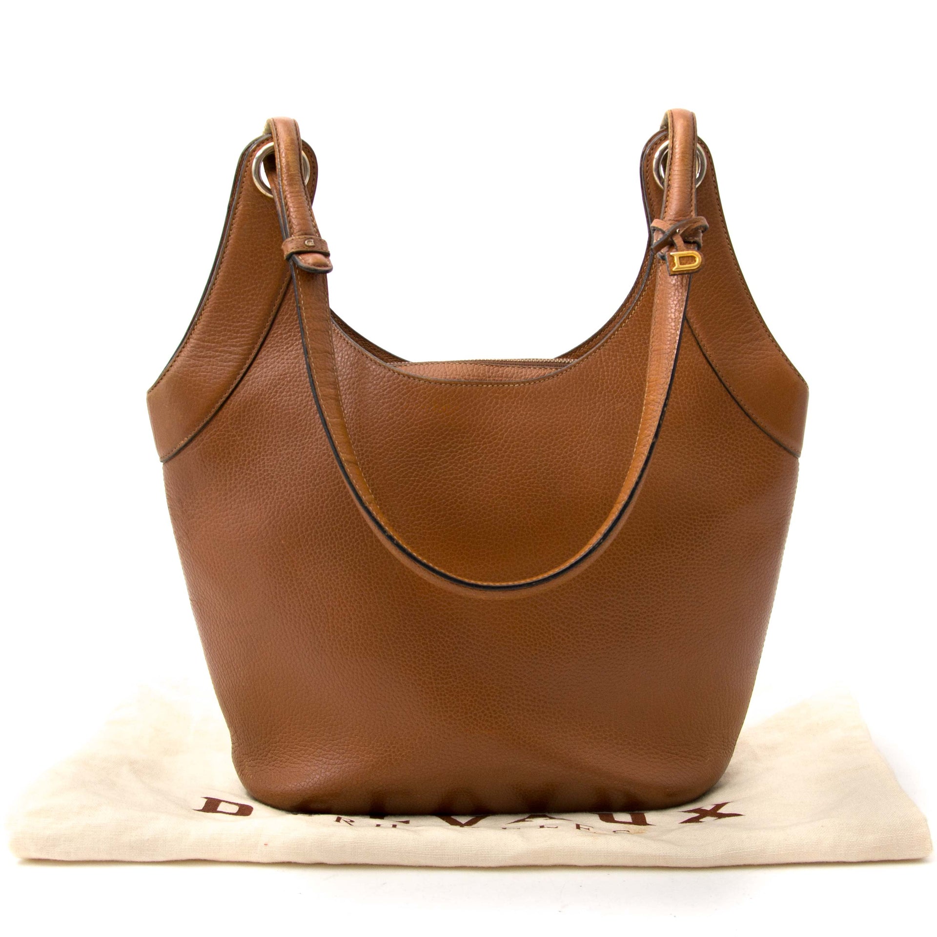 buy now online your secondhand Delvaux Cognac Shoulder Bag on labellov.com