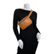 koop veilig online Delvaux Camel Leather Belt Bag bij labellov vintage online shop