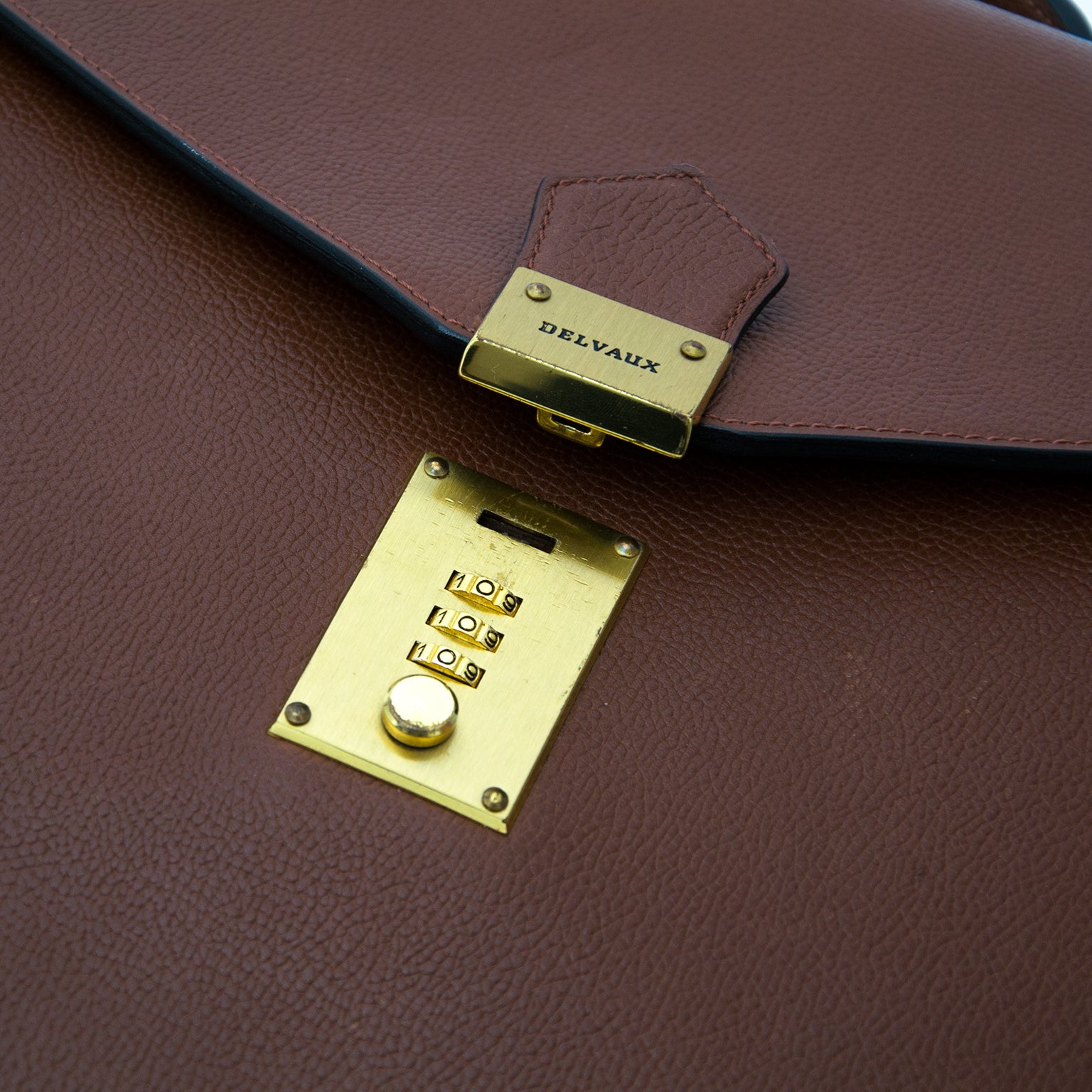 100% authentieke lederen handtas aan de beste prijs bij Labellov designer tweedehands